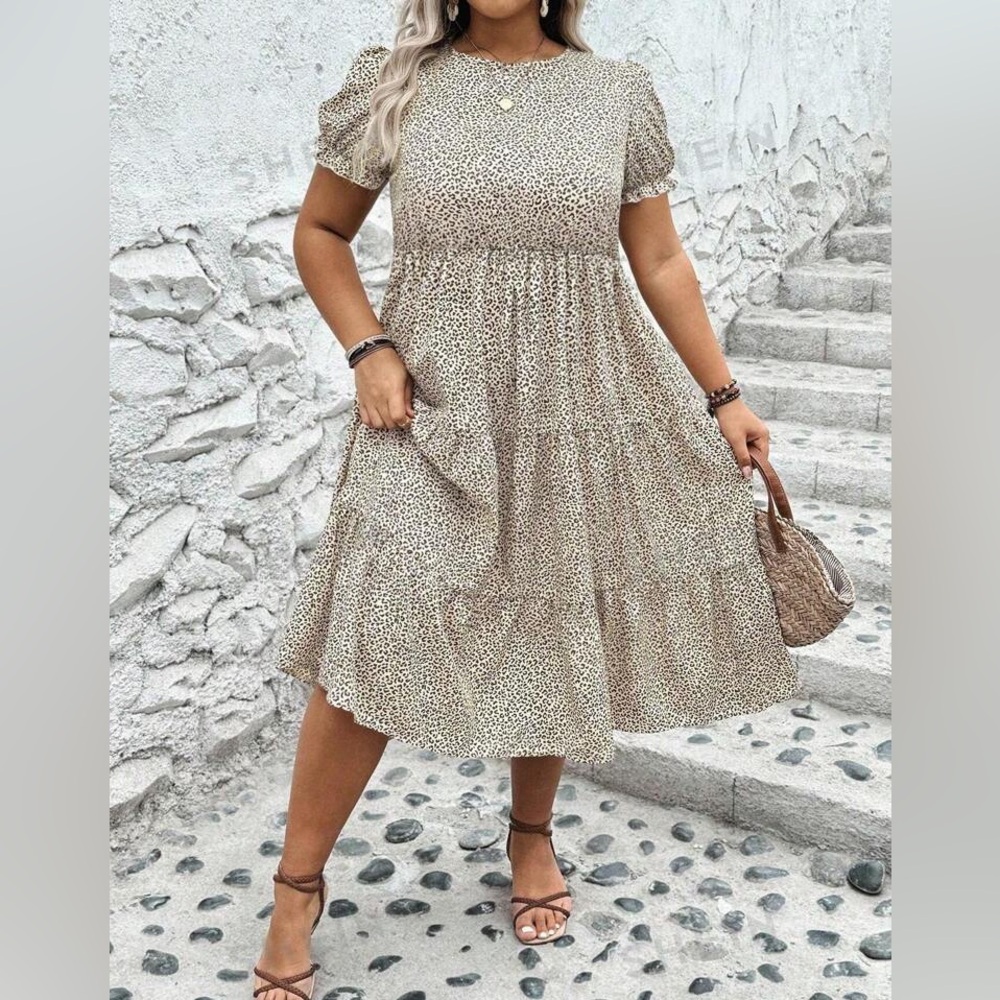 Bubble Sleeve Leopard Print Midi Dress